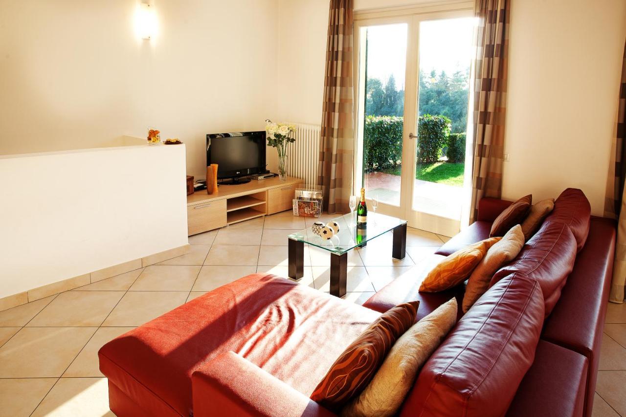 Tremezzo Residence-11 Apartments To Choose From In An Exclusive Residence By Italian Apartments Екстериор снимка